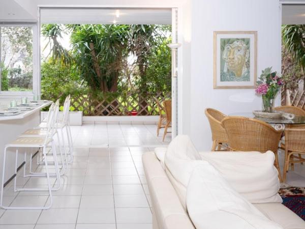 Ferienwohnung Vouliagmeni'S Secret Garden Near The Sea Athen Exterior foto